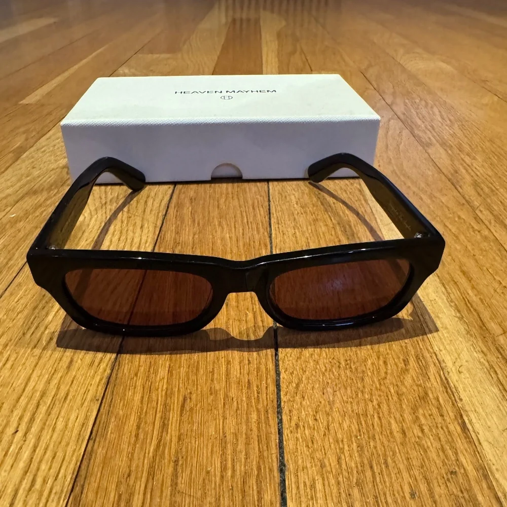 HEAVEN MAYHEM - Sloane Black Acetate Sunglasses - Picture 5 of 10